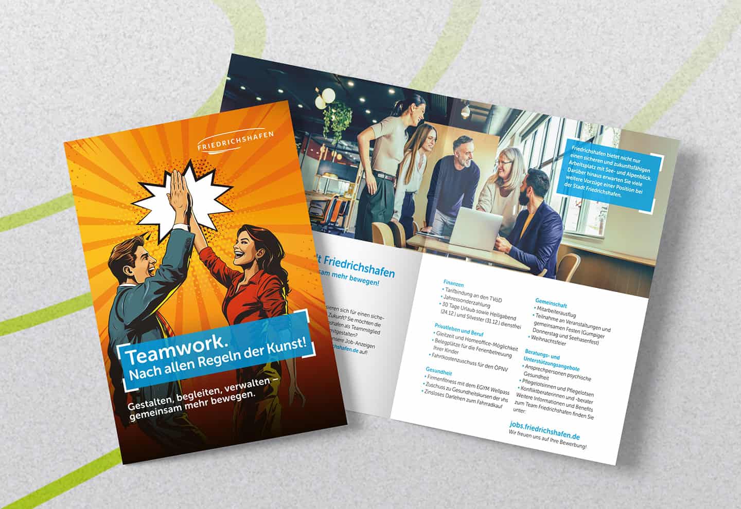 Aufgeschlagener Flyer der Stadt Friedrichshafen mit Comic-Titelbild und Informationen zu Karriere und Benefits.