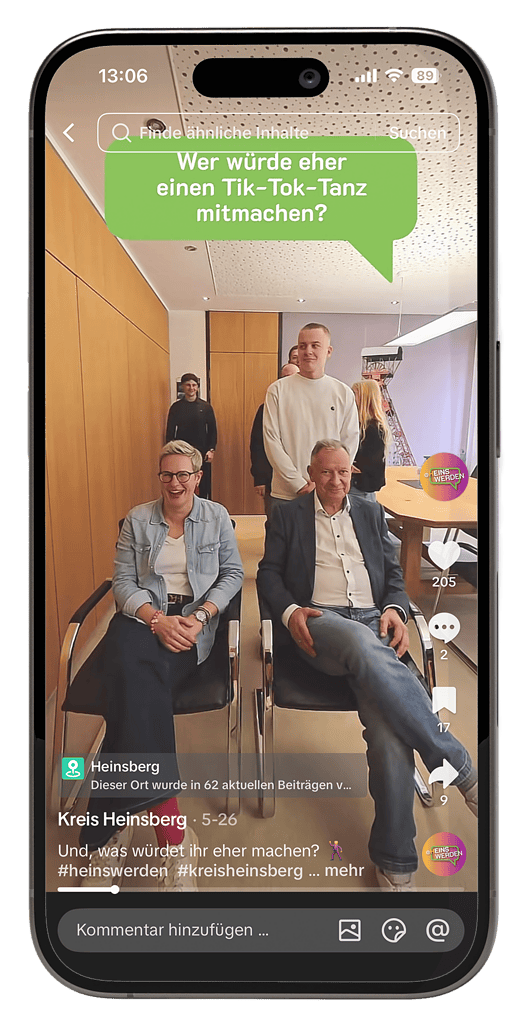 TikTok-Video des Kreises Heinsberg mit Mitarbeitenden und Auszubildenden bei einer humorvollen Challenge im Büro.