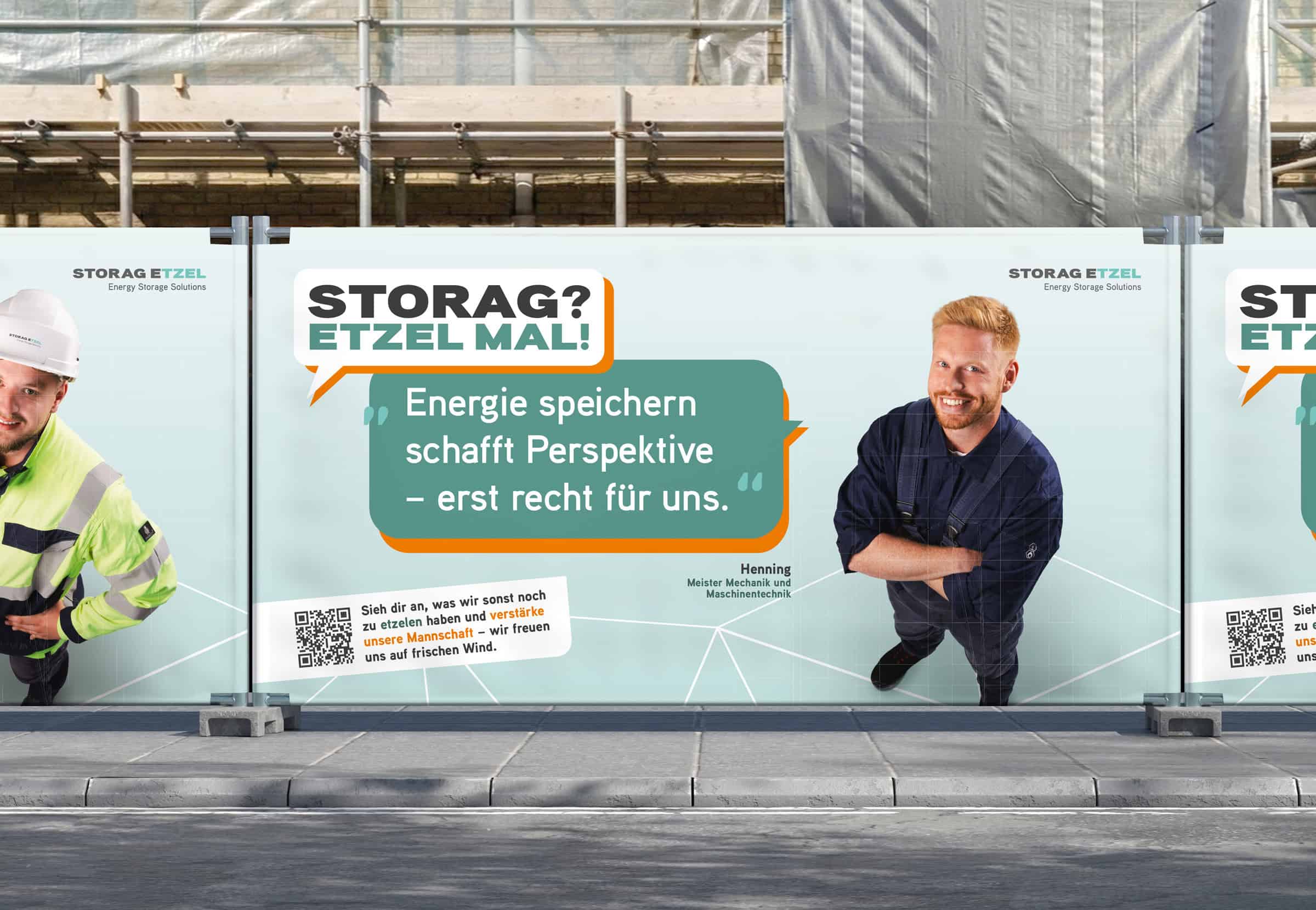 Laptop Mockup mit Video Interview der Mitarbeitenden und Videoplaybutton.