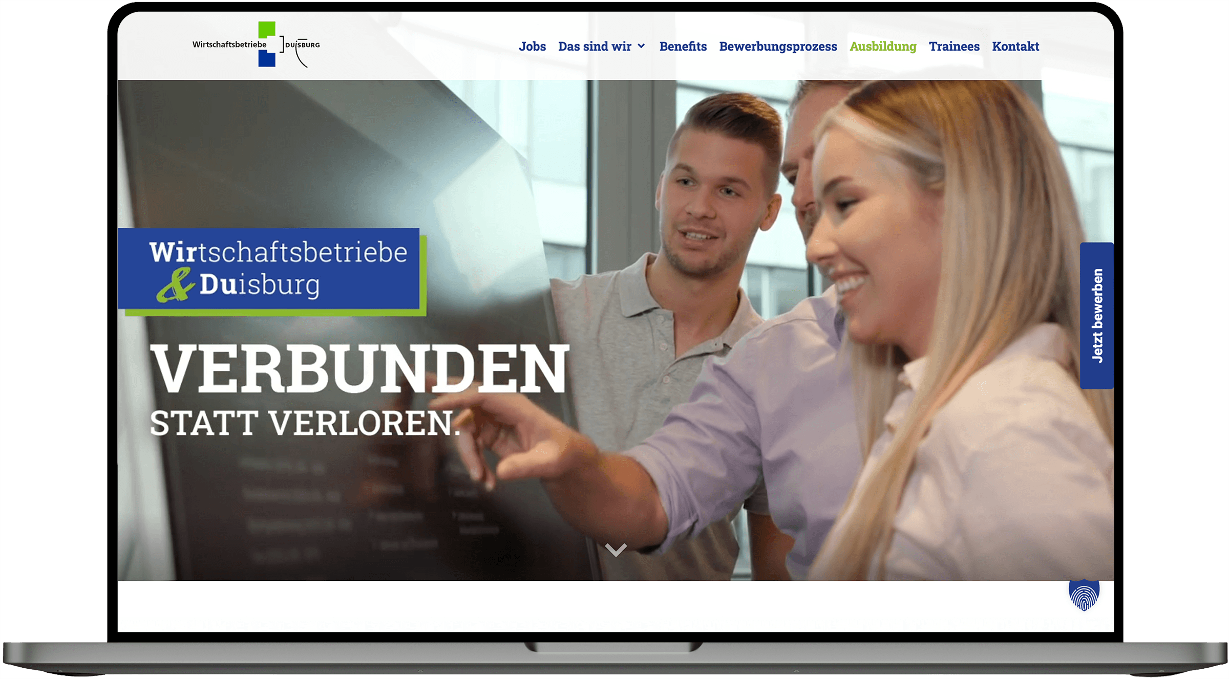 Karriereseite der Wirtschaftsbetriebe Duisburg mit drei Mitarbeitenden an einem Bildschirm und dem Slogan „Verbunden statt verloren“.